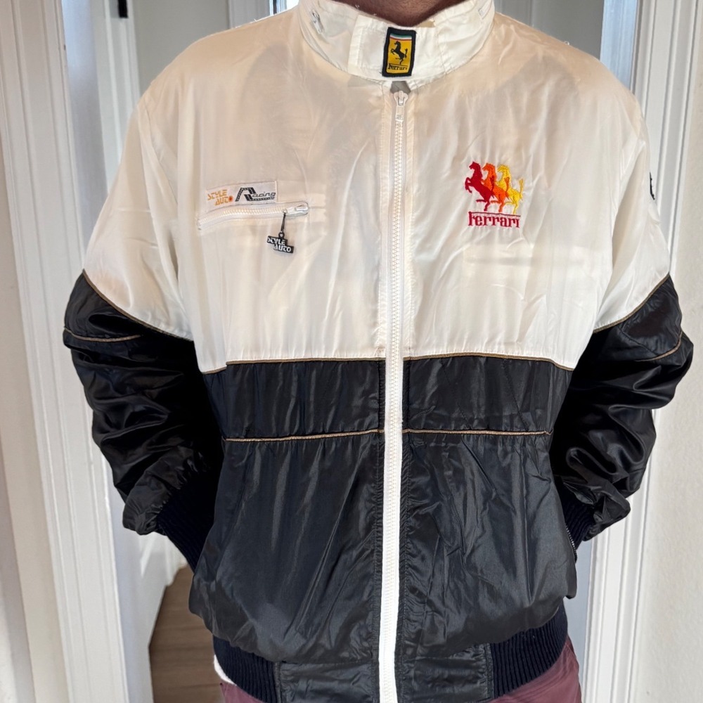 Vintage Style Auto Racing Ferrari Jacket XL White Black Colorblock Windbreaker